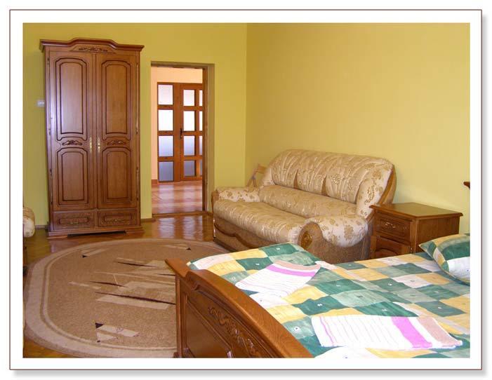Hotel Alfa Irlyava Екстериор снимка